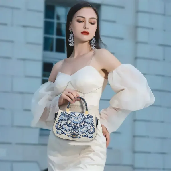 Women's Handbag with Light-colored Phoenix Flower Embroidery - Image 9