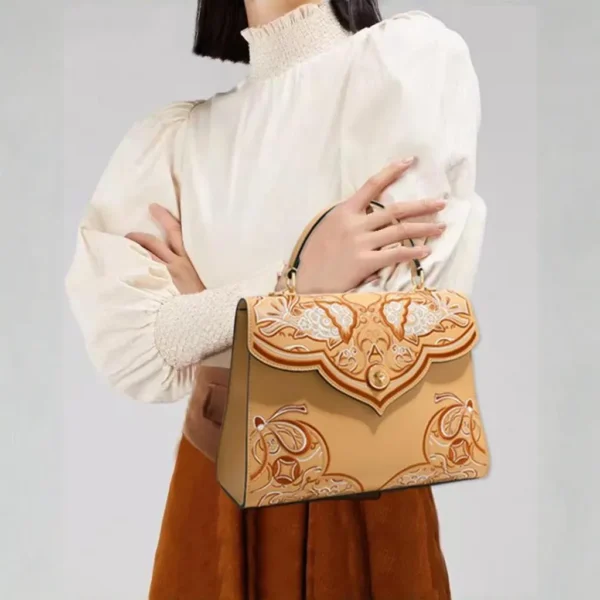 Suzhou Embroidery Handbag with Koi Fish and Gourd Patterns - Image 11